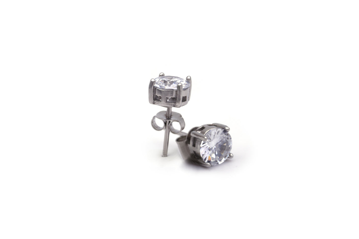 Women Silver Solitaire Stud 5mm Earrings | 925 | FreeSize