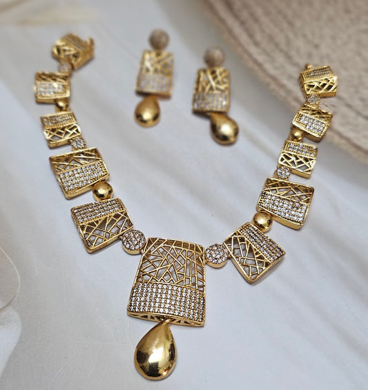 Stone studded neckset