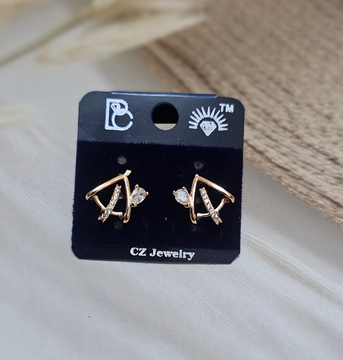 Daily wear stud