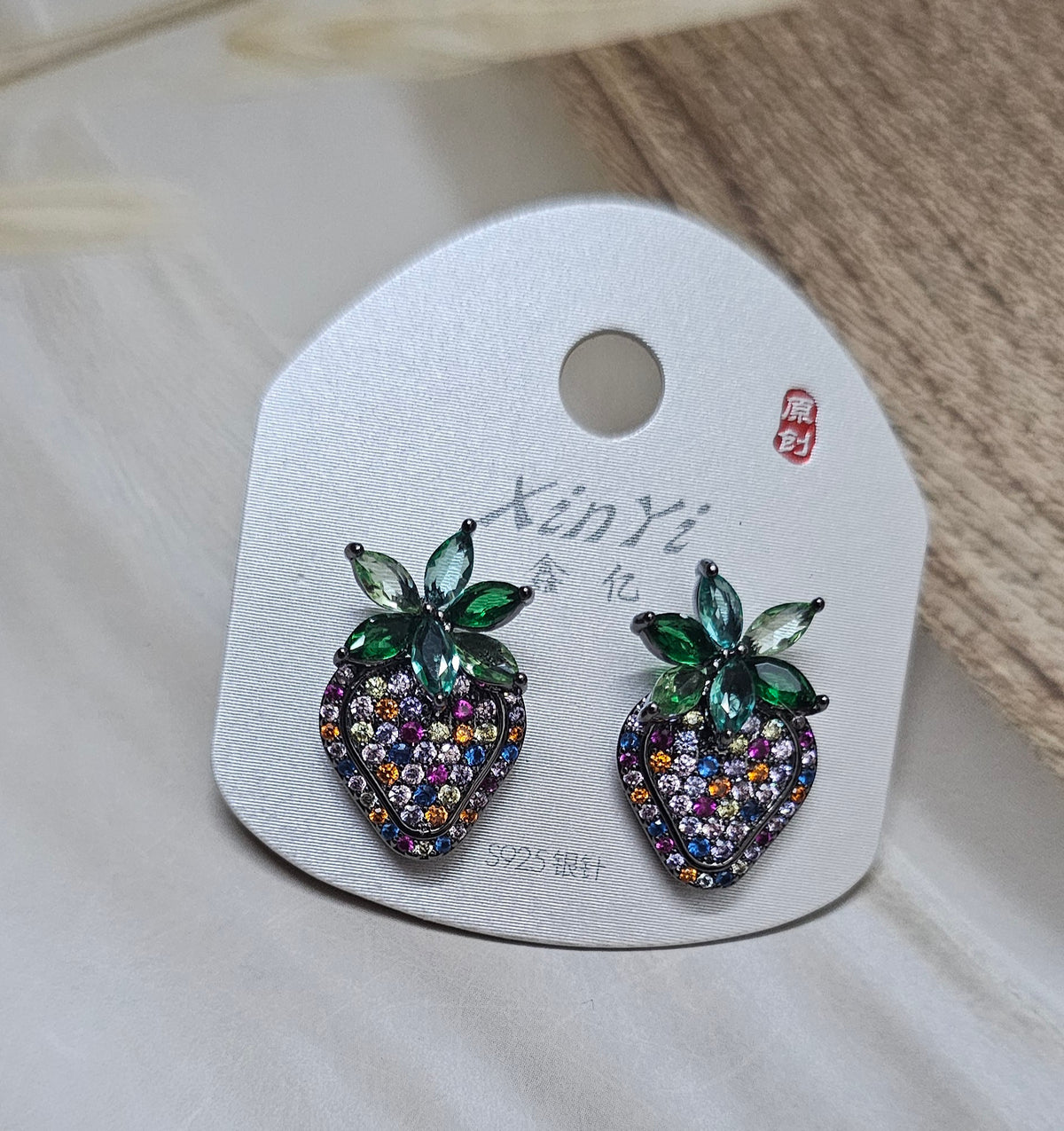Multicolor strawberry
