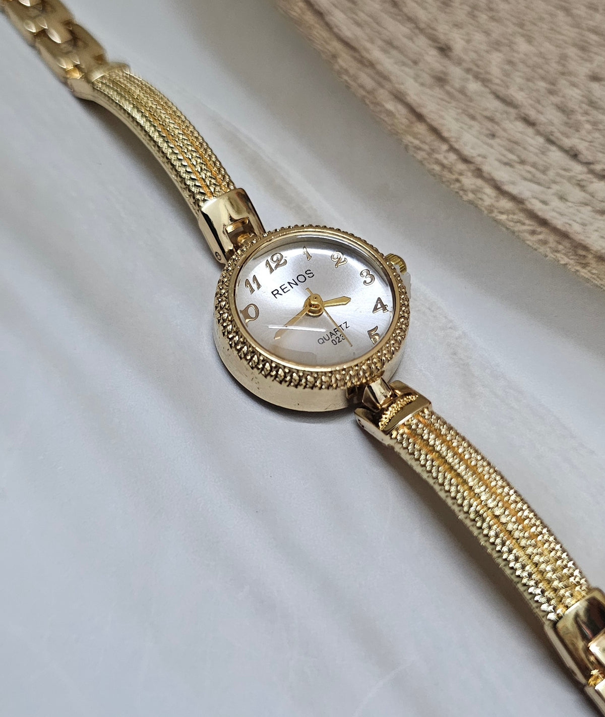 Petite Vintage-Inspired Gold Mesh & Link Watch