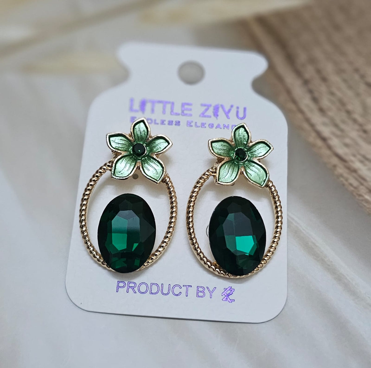 Flower with stone earring
