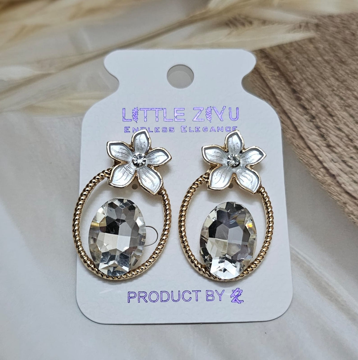 Flower with stone earring