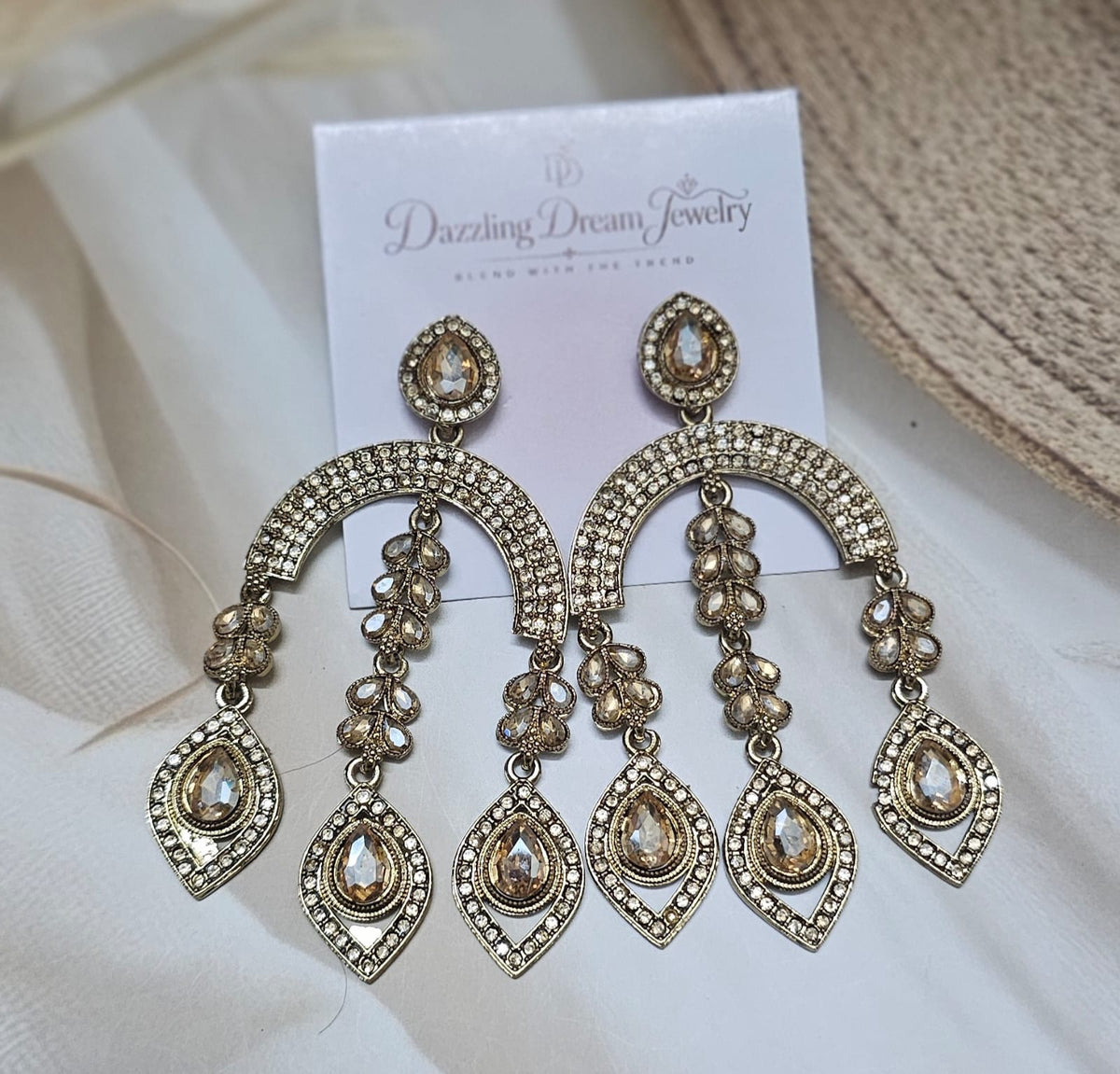 Festive dangler